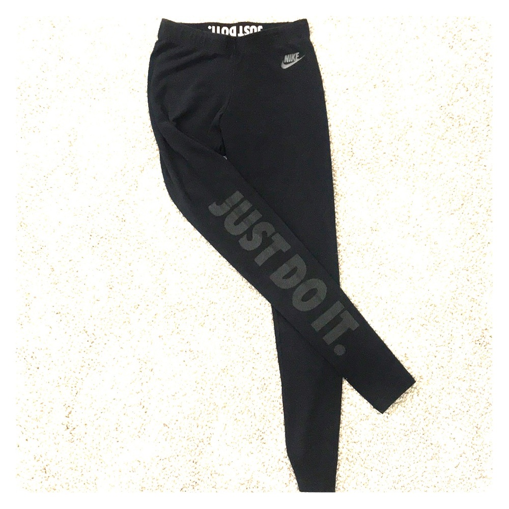 Black nike leggings “just do it” leg logo